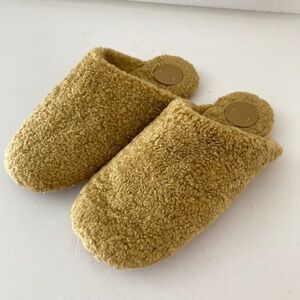 NWOT Anthropologie Nubby Mustard Yellow Boucle Slide Slippers Sz S 5-6